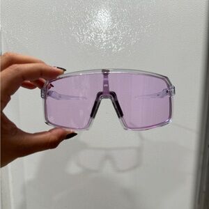 Oakley Sutro Clear